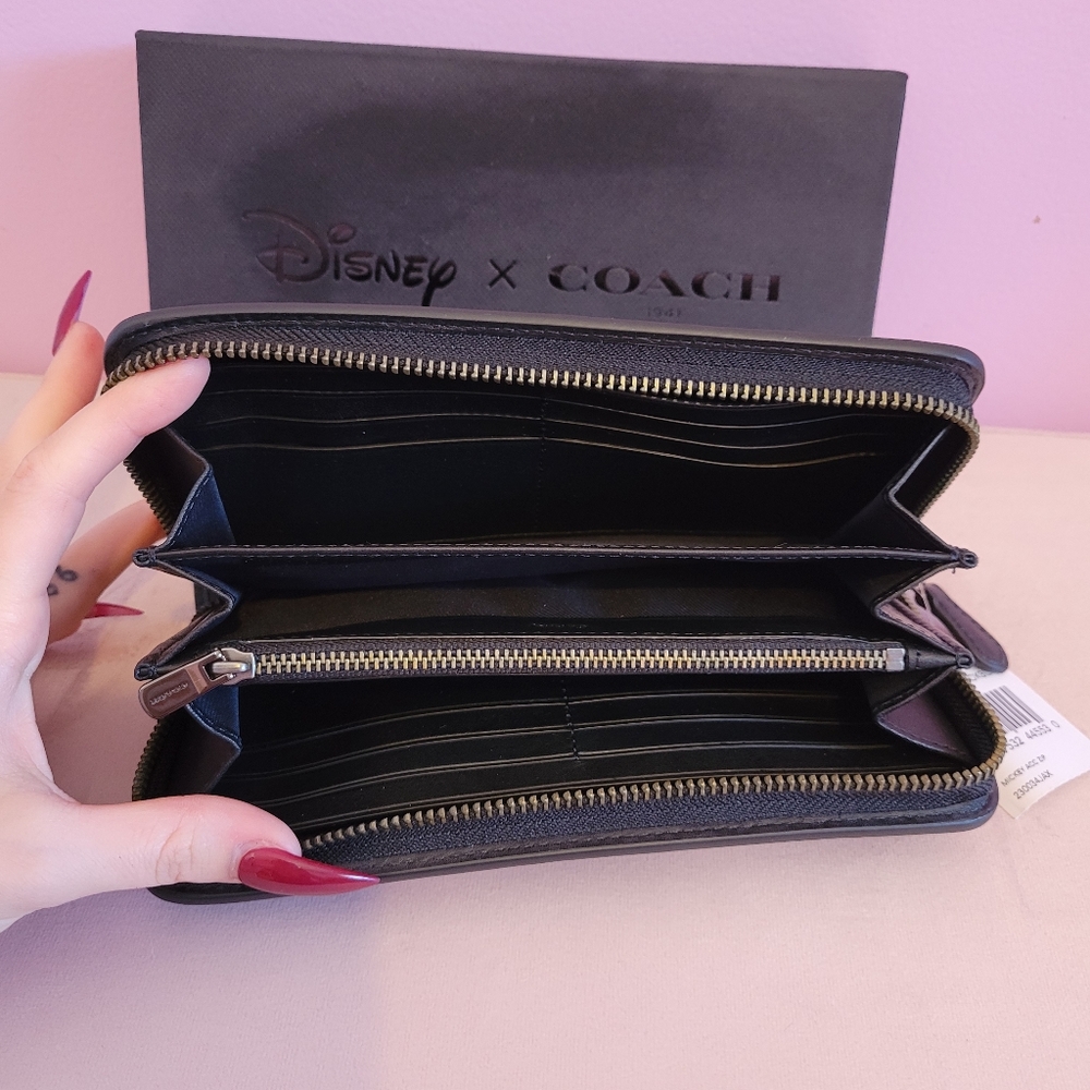 NWT Authentic Coach × Disney Accordion Wallet - Picture 4 of 8